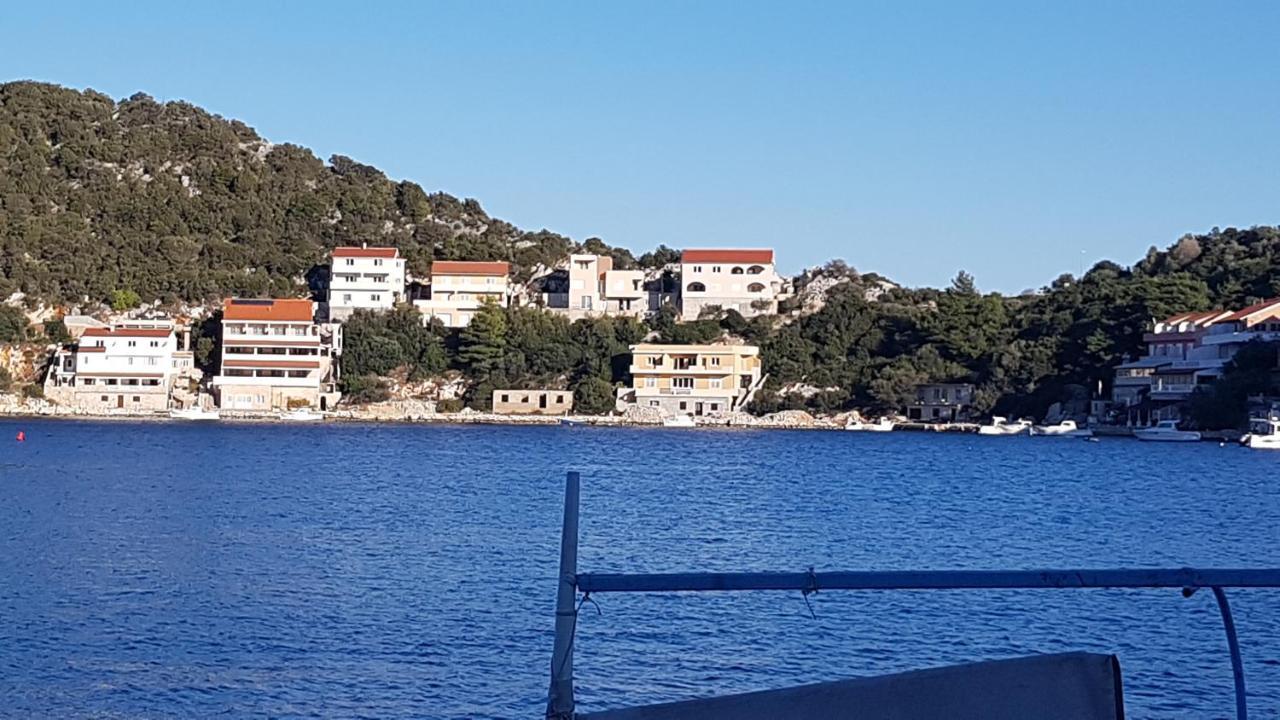 Apartma Lesic Zaklopatica Lastovo