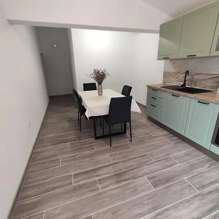 Apartmani Lesic Zaklopatica Lastovo Exterior photo